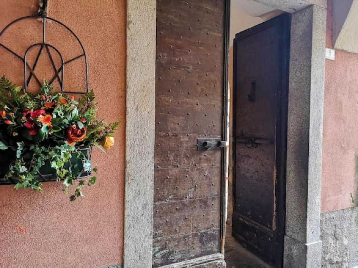 Poeti&Misultin. Poesia E Vacanza Sul Lago 梅纳焦 外观 照片